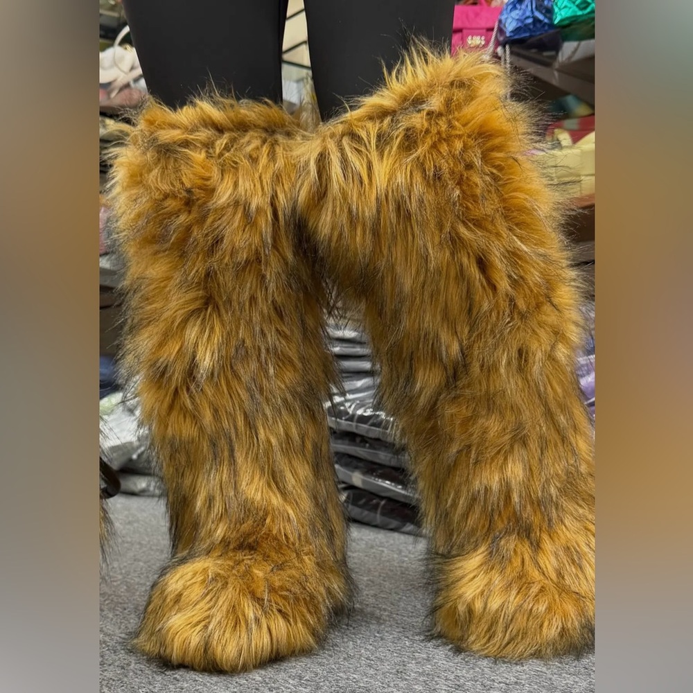 Brownie Baddie Furry Boots